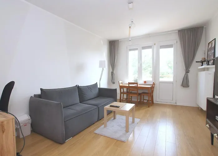 Perfect Location With Balcony Oldtown