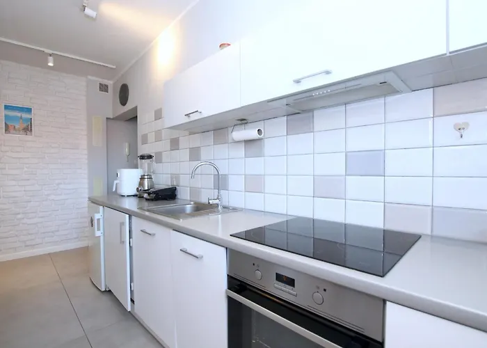 Perfect Location With Balcony Oldtown Apartment *